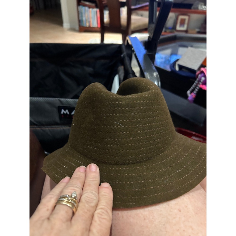 CAPO Couture Brown Felt Cloche Hat Women's Medium Handmade Australia Vintage